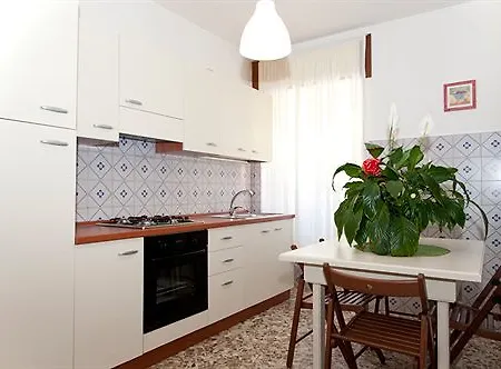 Il Girasole Bed & Breakfast 4*
