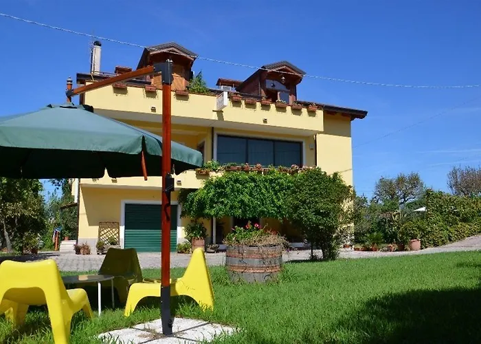 فندق مبيت وإفطار Il Girasole أغروبولي