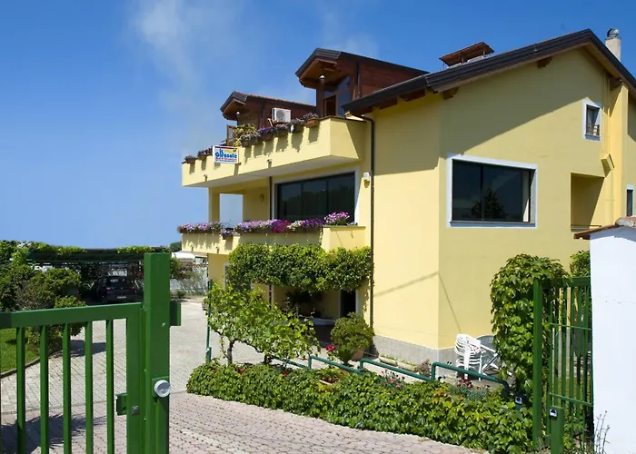 Il Girasole فندق مبيت وإفطار 4*